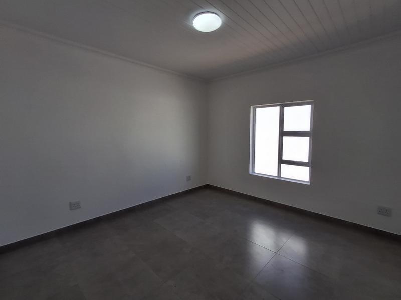 3 Bedroom Property for Sale in Golden Mile Western Cape